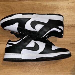 Panda dunk low never worn